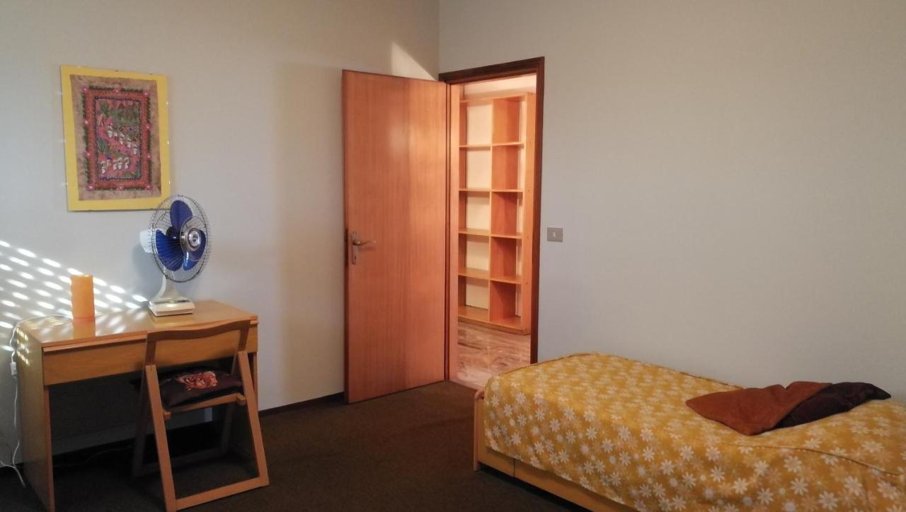 Giove Apartment เมสเตร ภายนอก รูปภาพ