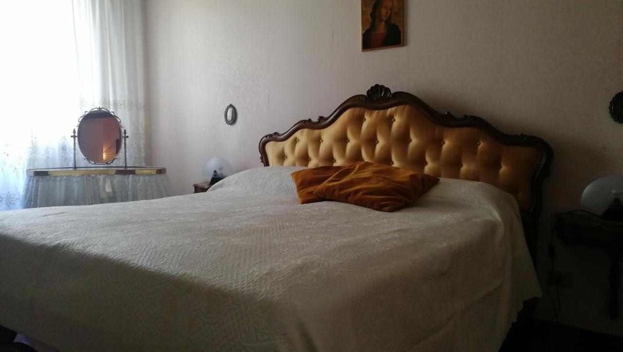 Giove Apartment เมสเตร ภายนอก รูปภาพ