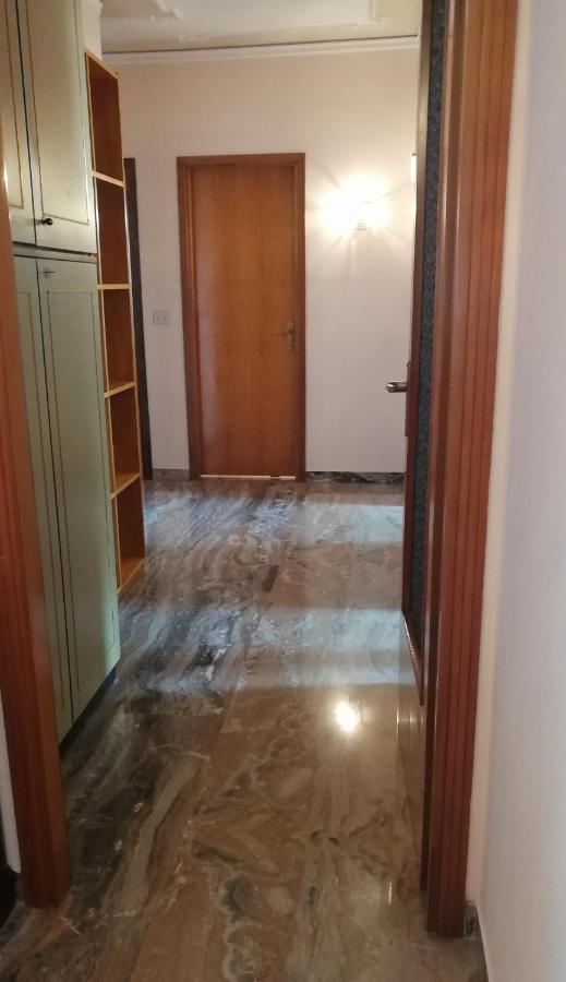 Giove Apartment เมสเตร ภายนอก รูปภาพ